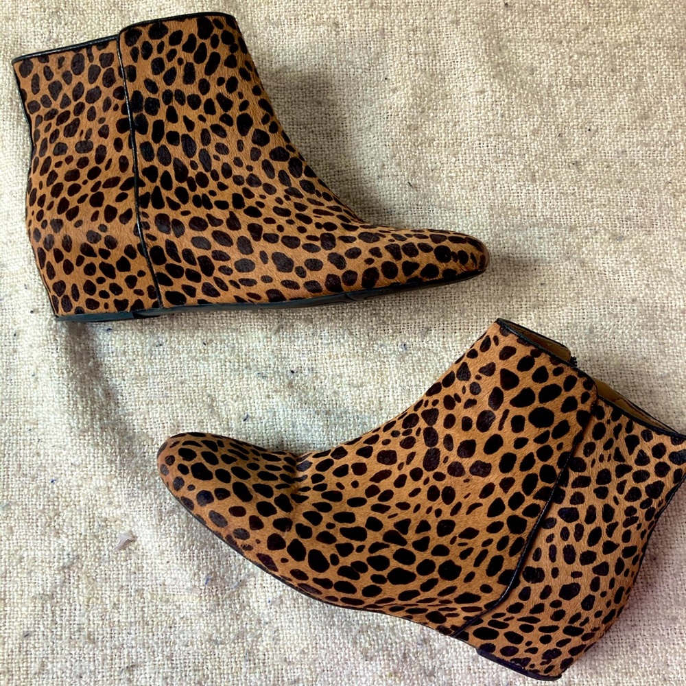 NINE WEST METALINA HIDDEN WEDGE BOOTIE - COWHAIR
